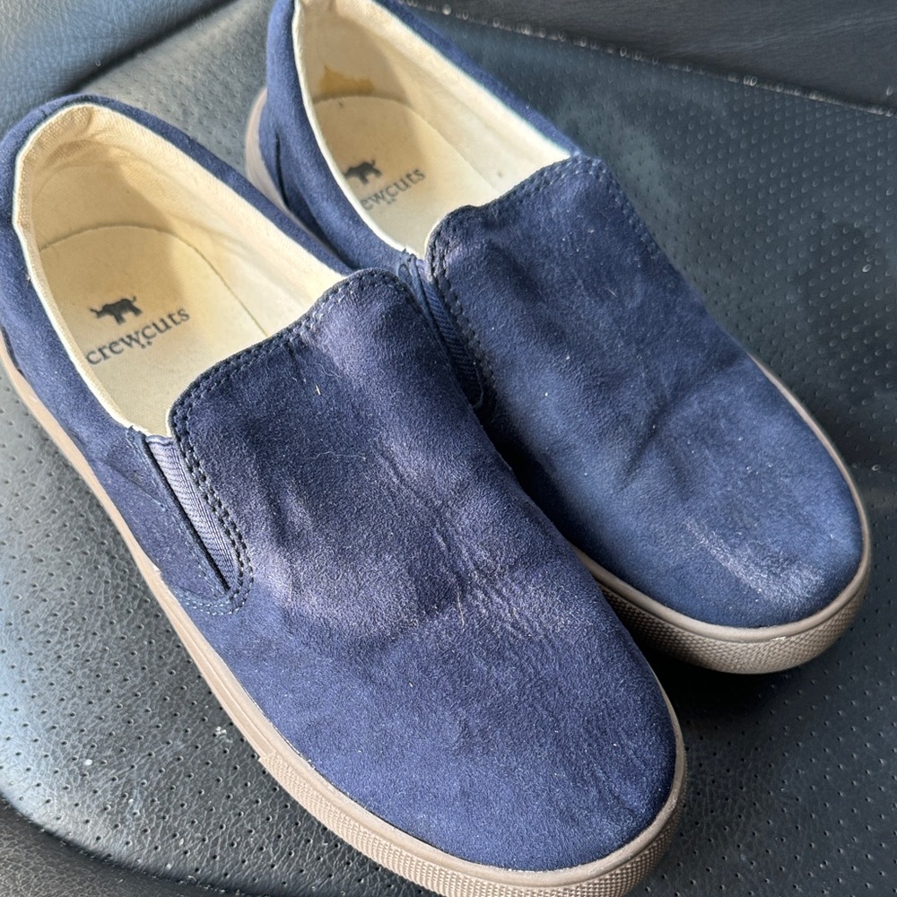 Crewcuts J. Crew kids  navy Blue slip ons‎ size 2 kids